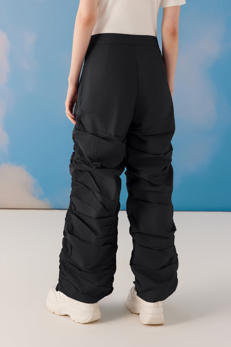 Quirky Ruched Pants - Black