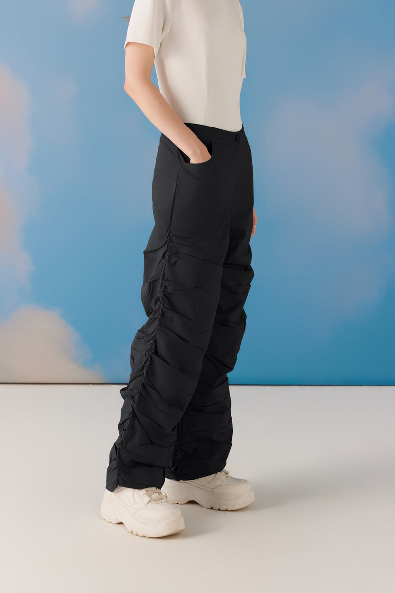 Quirky Ruched Pants - Black