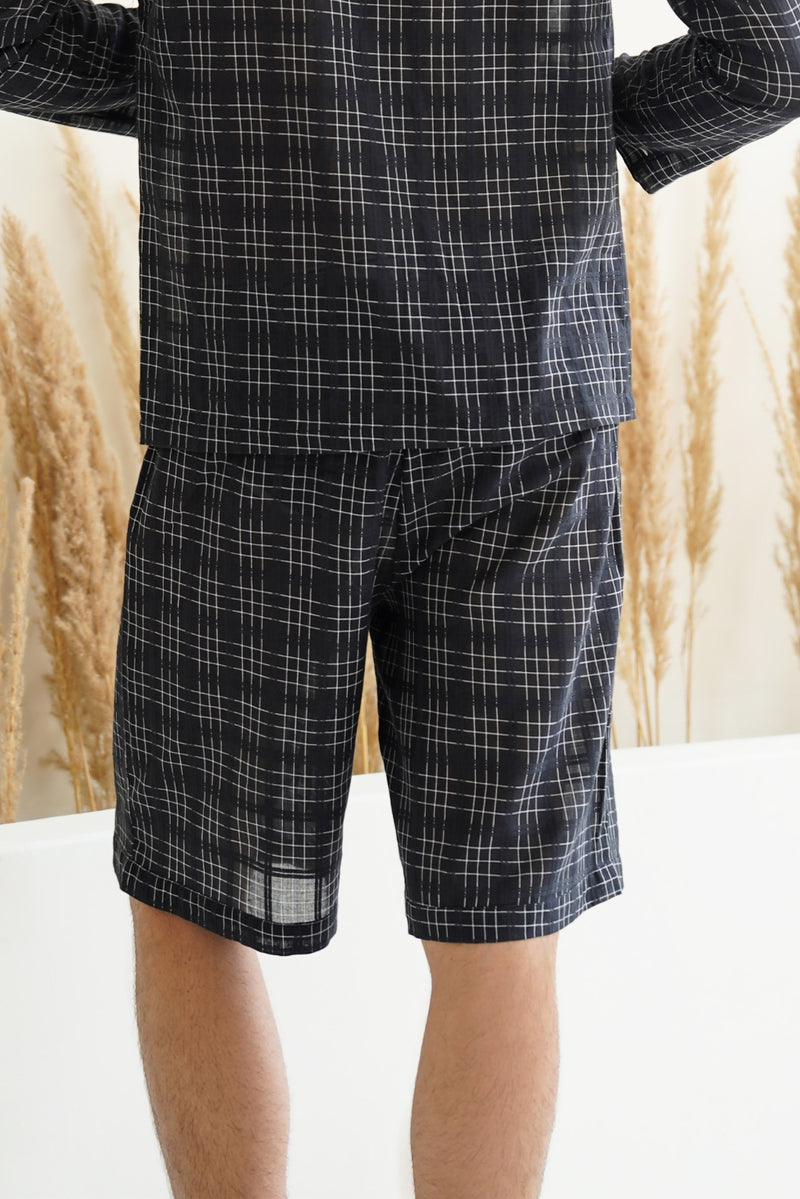 Noire Plaid Relax Shorts