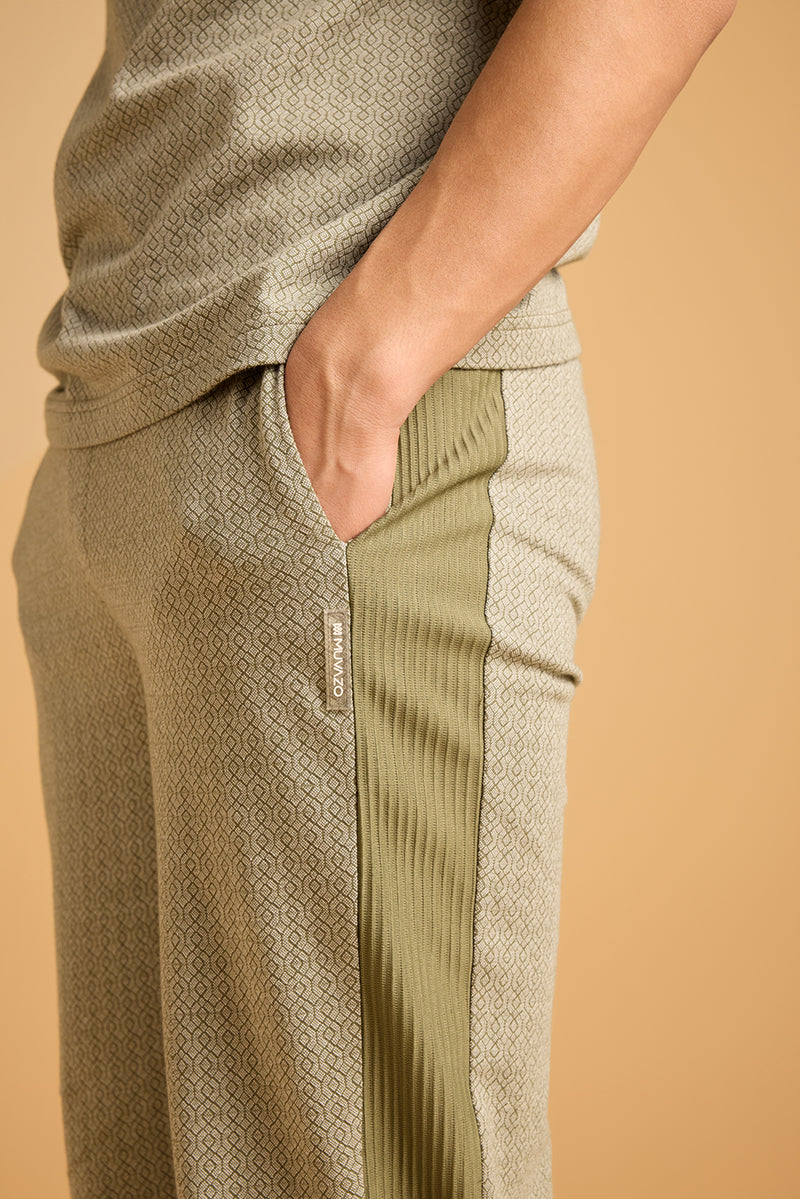 Jungle Jaunt Textured Pant