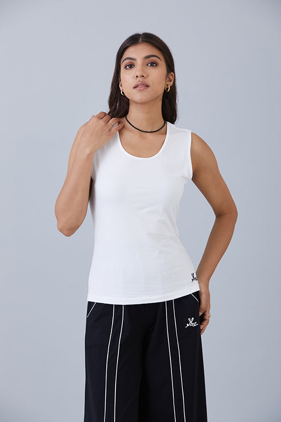 Ease Out Razor Tank White